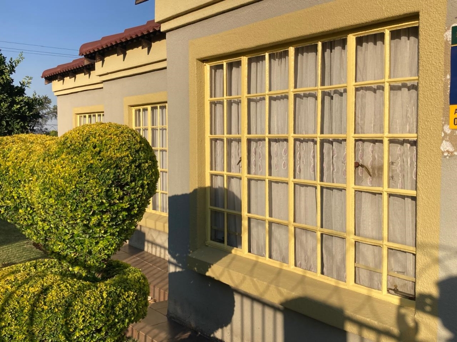 3 Bedroom Property for Sale in Tlhabane West North West